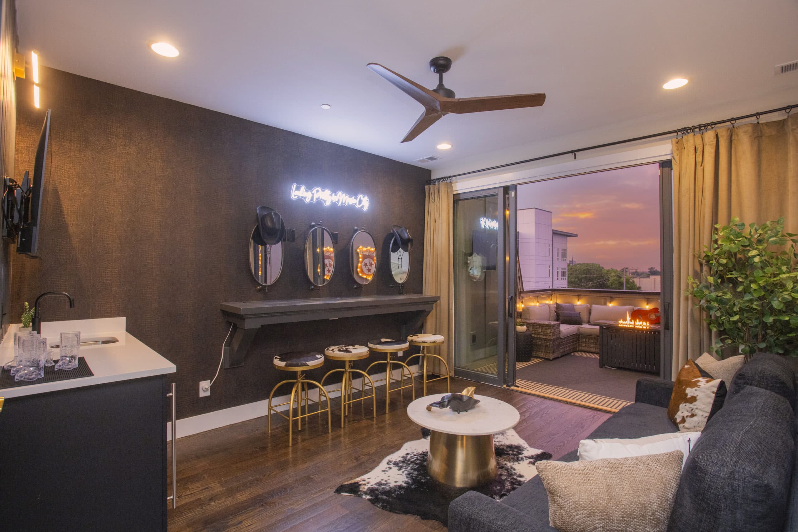 Alora furnished Airbnb townhomes