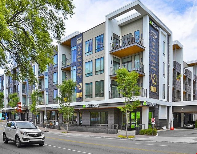 Hillsboro Village apartments near 21st Avenue South Nashville multifamily housing Nashville real estate market trends