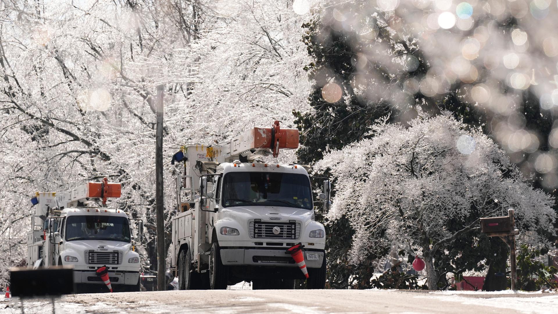 utility crews repairing power lines after tennessee ice storm 2026 counties affected