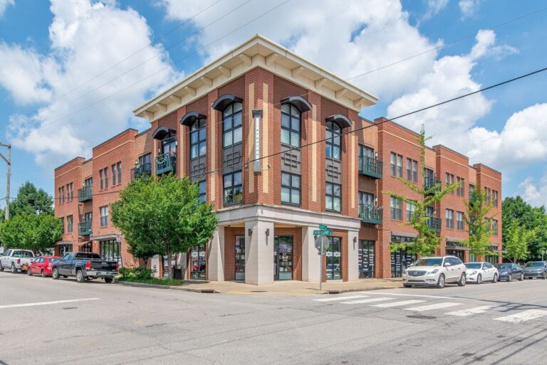37206 Building condominium in East Nashville core