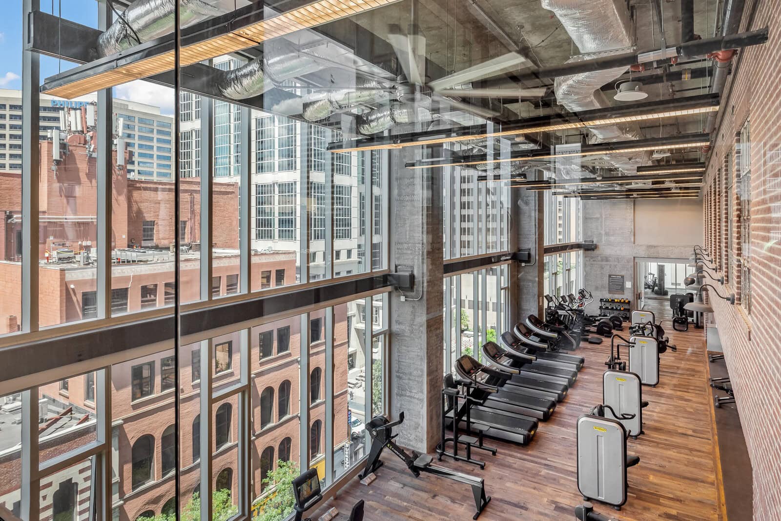 505 Nashville fitness center with cardio, weights, and yoga programming