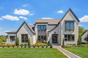 Brentwood luxury home exterior representative of the $1.5M-plus 37027 market covered in this weekly broker analysis