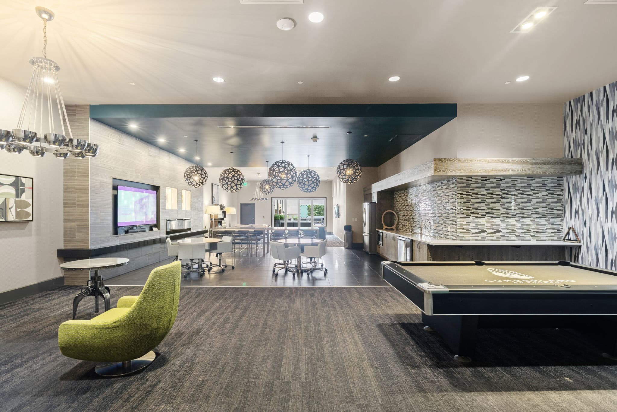 Cumberland Penthouses amenity deck and shared common spaces at 555 Church Street in Downtown Core condo building